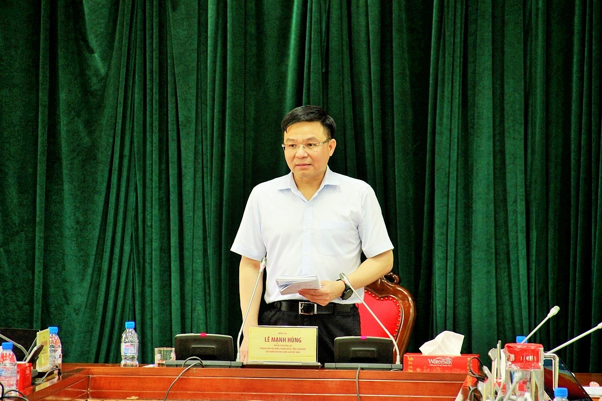 Tổng giám đốc Lê Mạnh Hùng kết luận cuộc họp giao ban công trường Dự án NMNĐ Thái Bình 2 ngày 27/8/2022